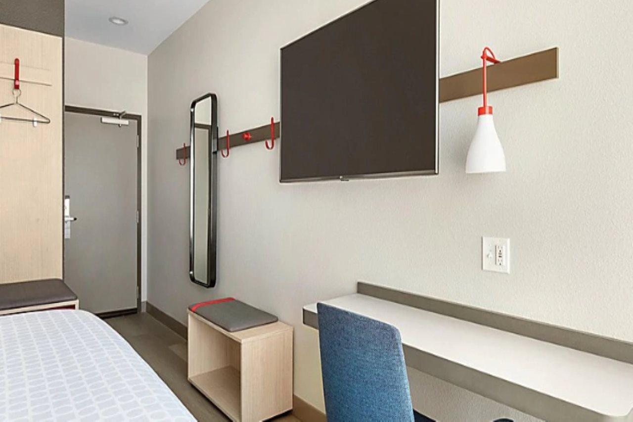 Avid Hotels - Denver Airport Area By Ihg Екстер'єр фото